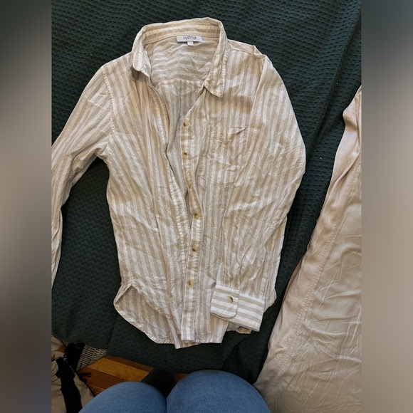 Shirt and body suit lot L and XL - Picture 3 of 16